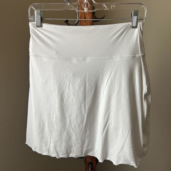 Peter Millar Women's Small White Convertible Swing Skort Ruffle Hem UPF 50 - Picture 3 of 10